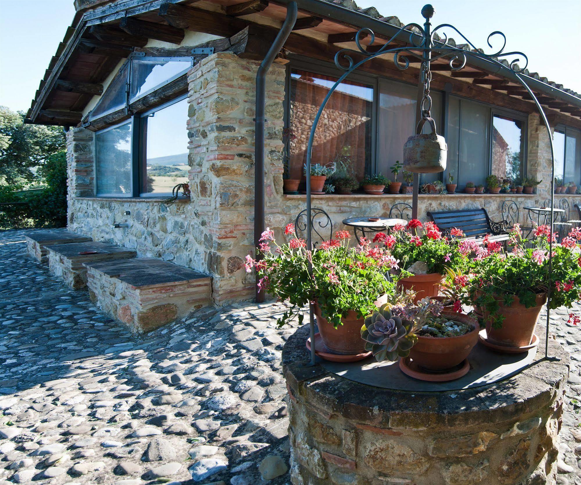 Agriturismo Grossola Castiglione dʼOrcia Exterior foto