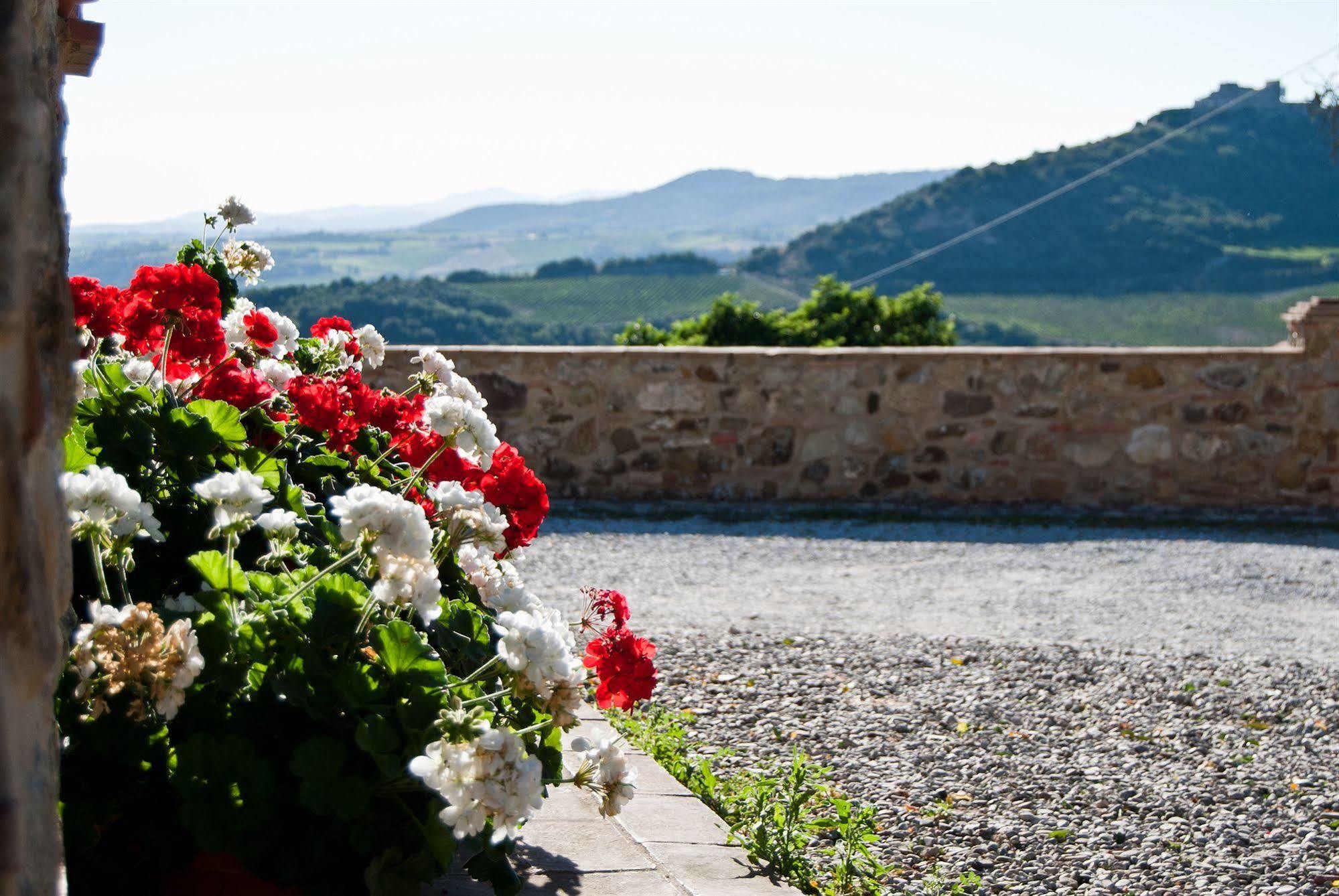 Agriturismo Grossola Castiglione dʼOrcia Exterior foto
