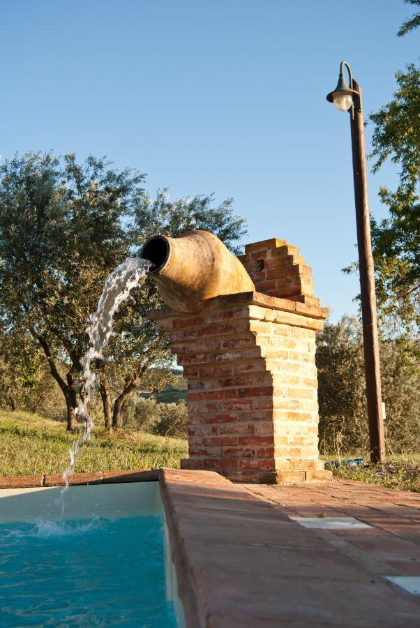Agriturismo Grossola Castiglione dʼOrcia Exterior foto